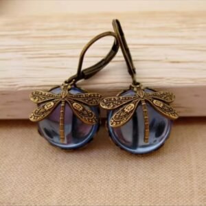 Vintage Dragonfly Earrings Fashion Gold Color Metal Carving Pattern Inlaid Multicolour Moonstone Drop Earrings For Women